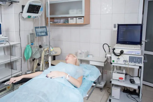 КОМПЛЕКСНЕ ЛІКУВАННЯ ХРОНІЧНОЇ АНАЛЬНОЇ ТРІЩИНИ | Проктологія